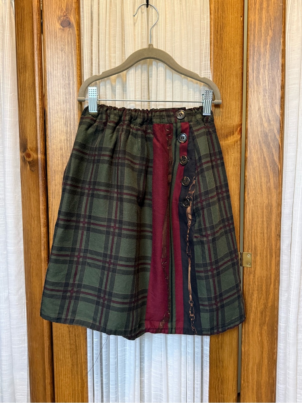 VTG Plaid A-Line Skirt with Burgundy and Equestrian Accent